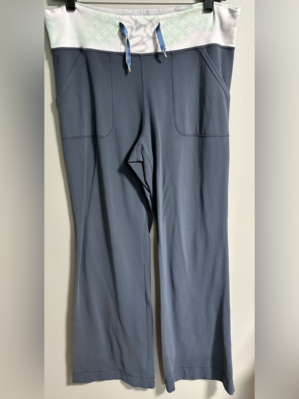 Lululemon Grey Drawstring Wide Leg Pants Size 10/12